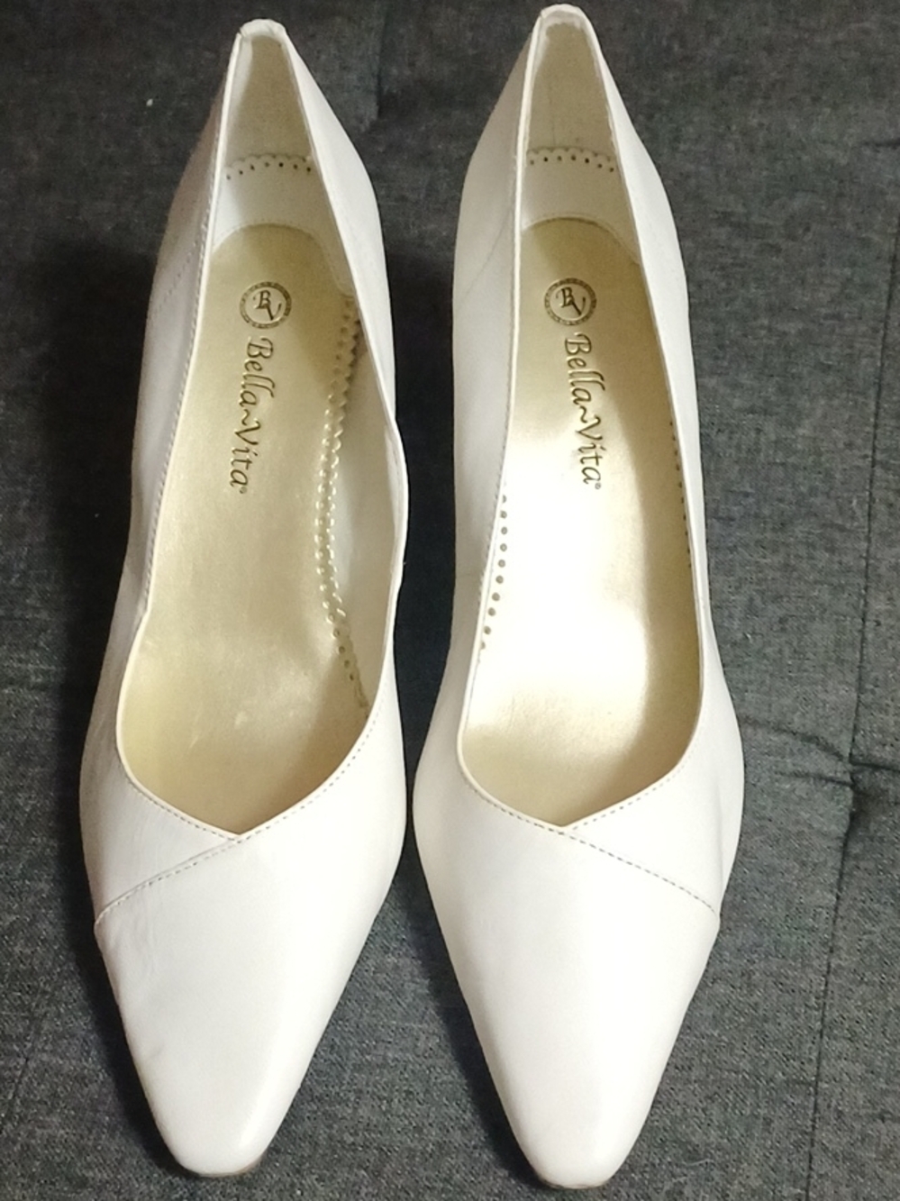 Bella Vita Cream Pointed-Toe Pumps